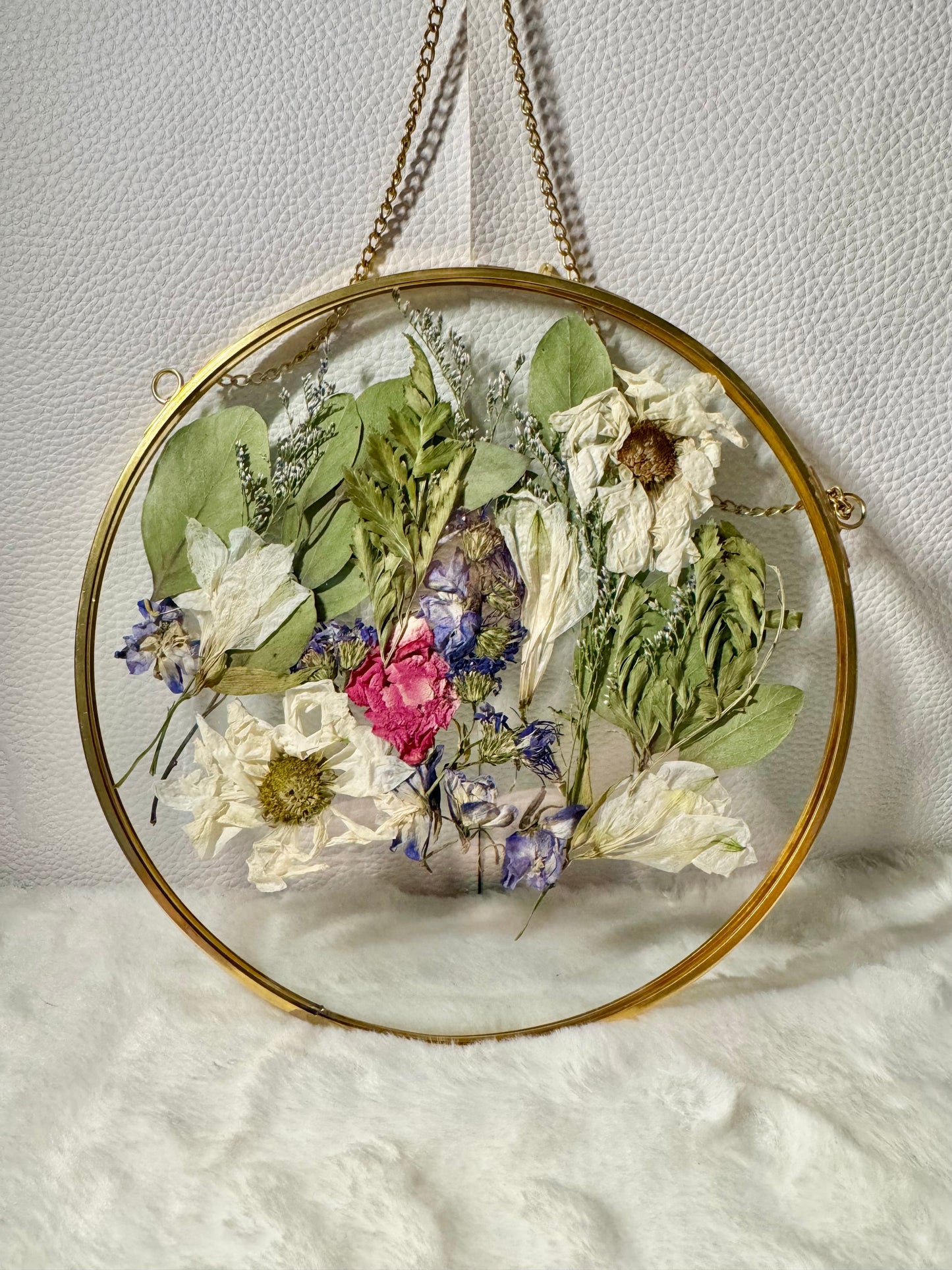 Hanging Memorial Frame