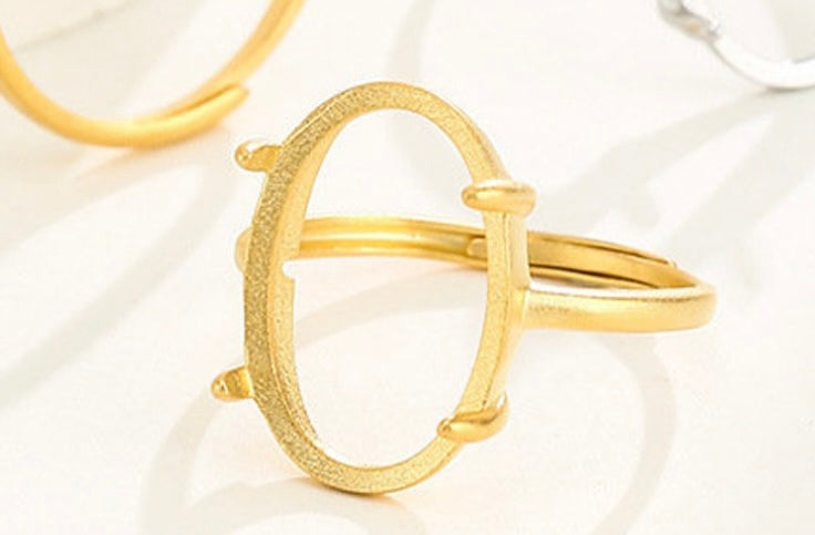 Adjustable Oval prong ring