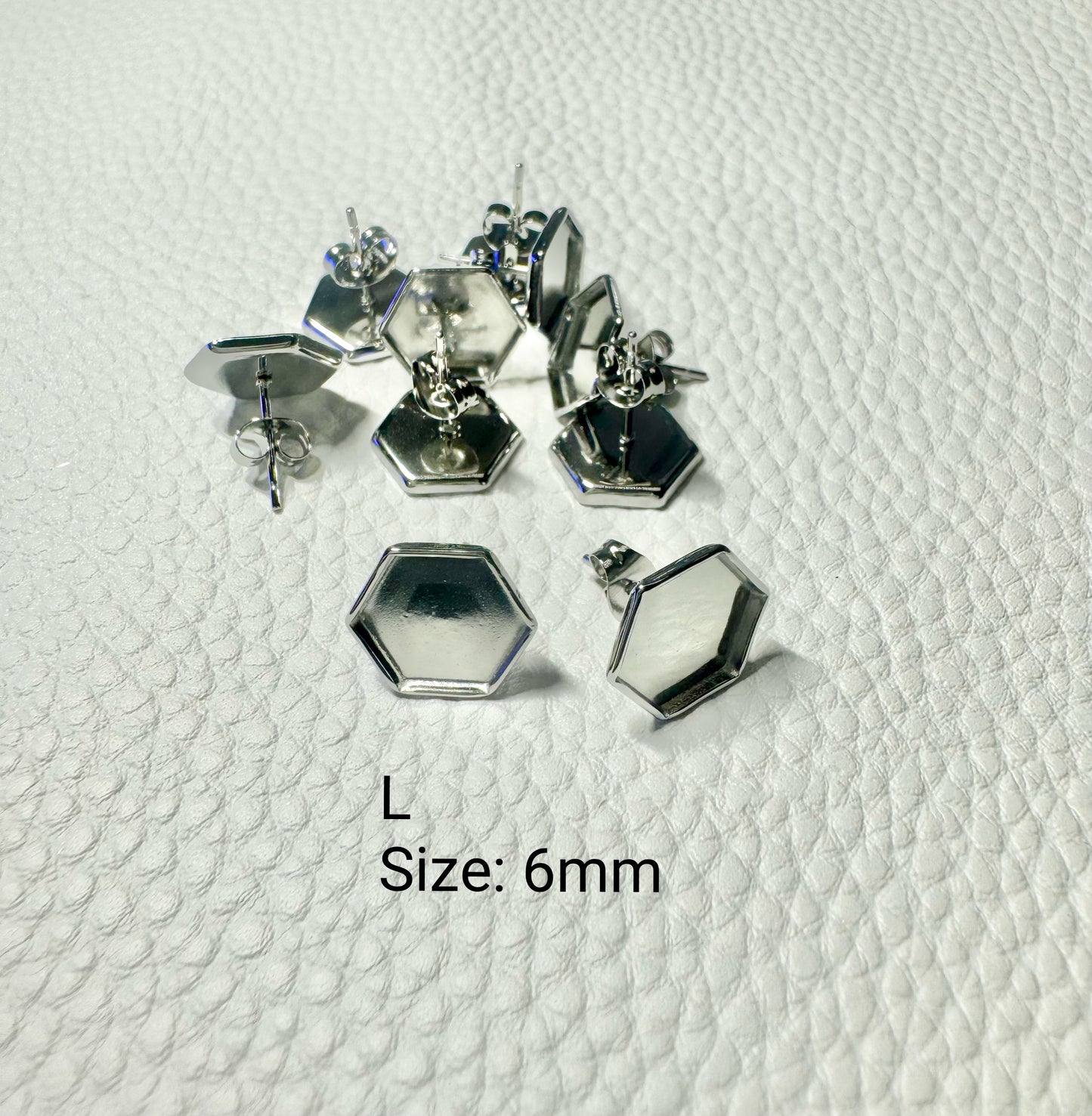 Silver frame hexagon