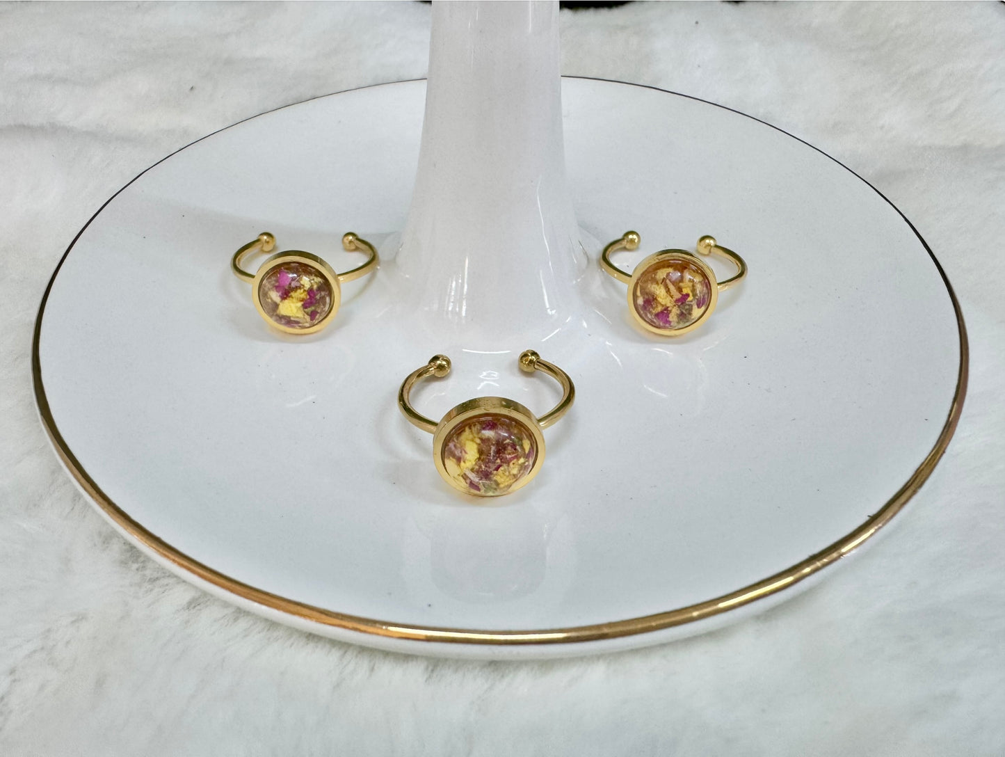 Adjustable round ring