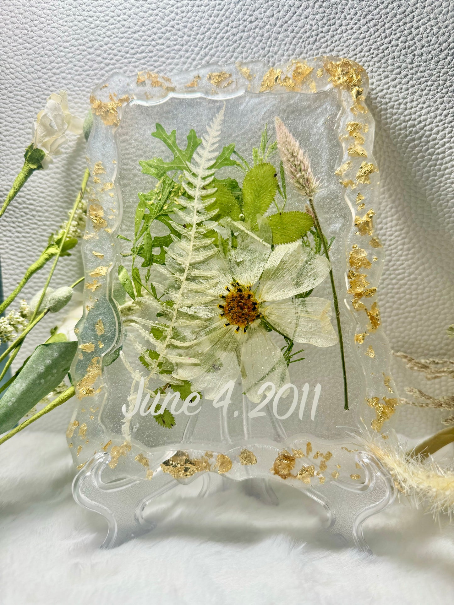 Handmade frame Memorial with Stand