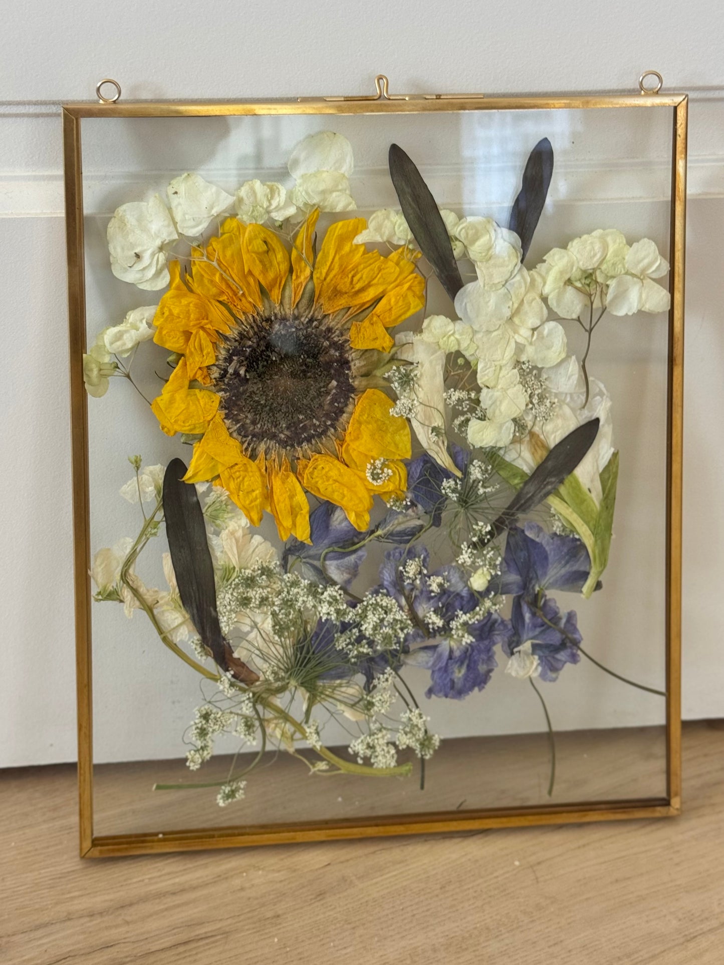 Hanging Memorial Frame