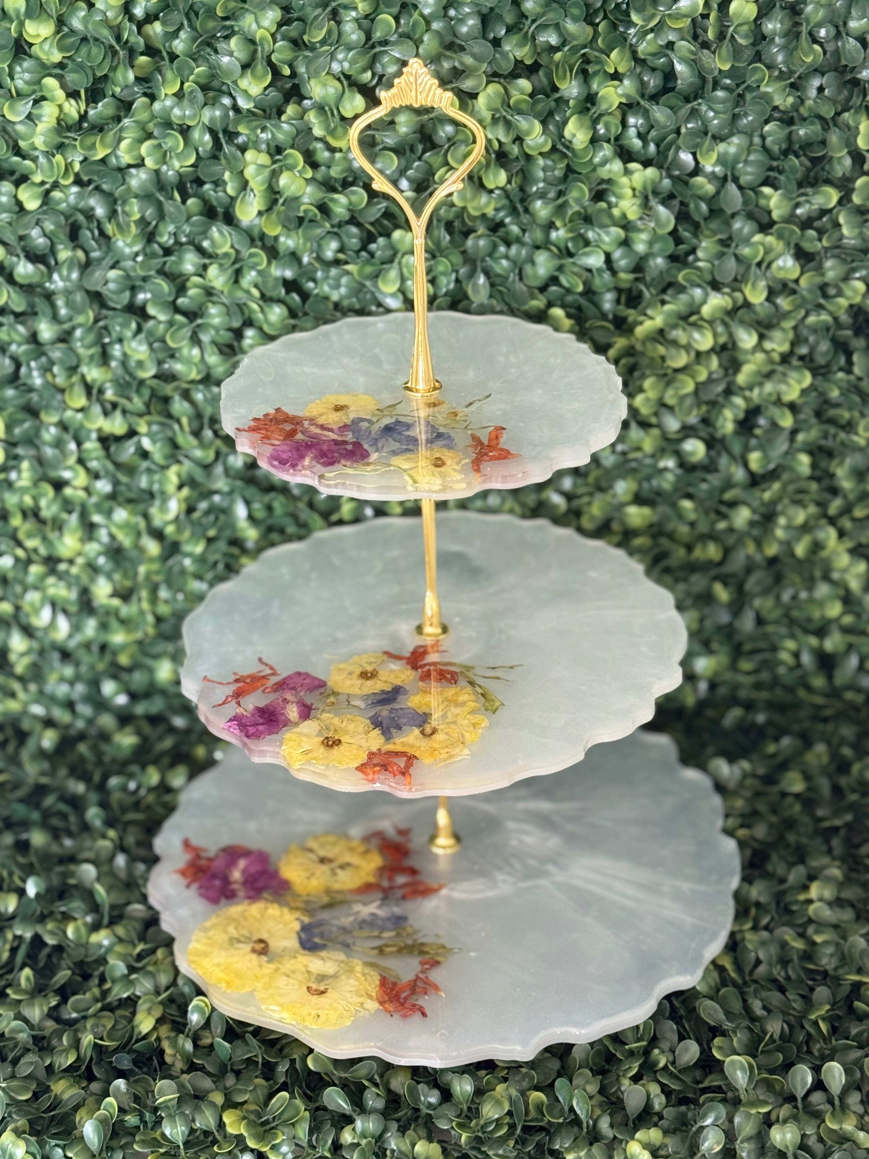 3 Tier stand – SC: Made by Kate