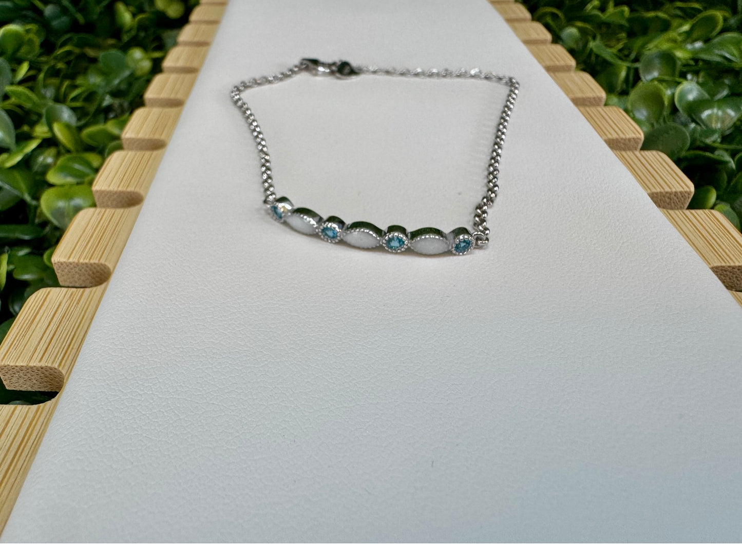 Customizable bracelet birthstone gems with flowers