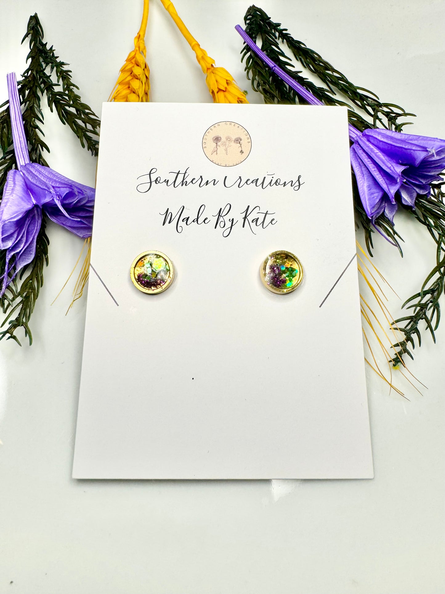 Gold Mardi Gras glitter studs