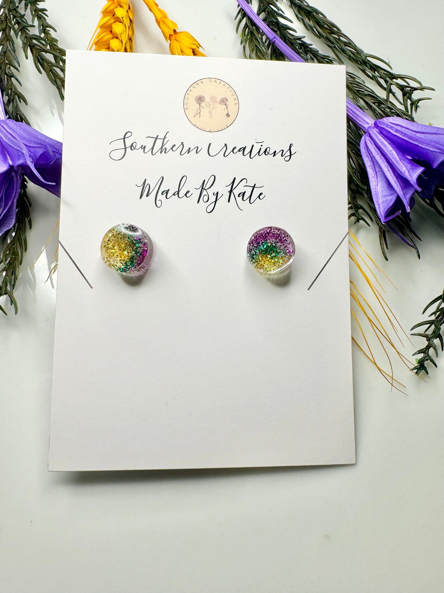 Circle glitter studs