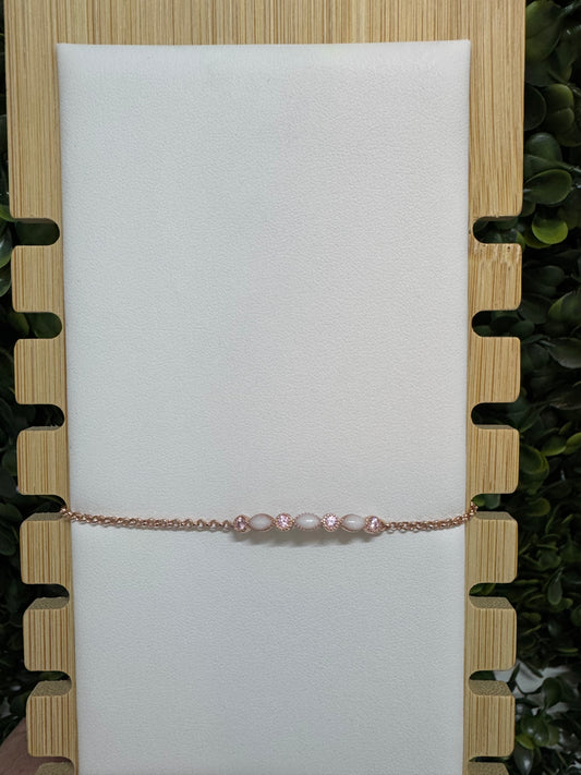 Customizable bracelet birthstone gems with flowers