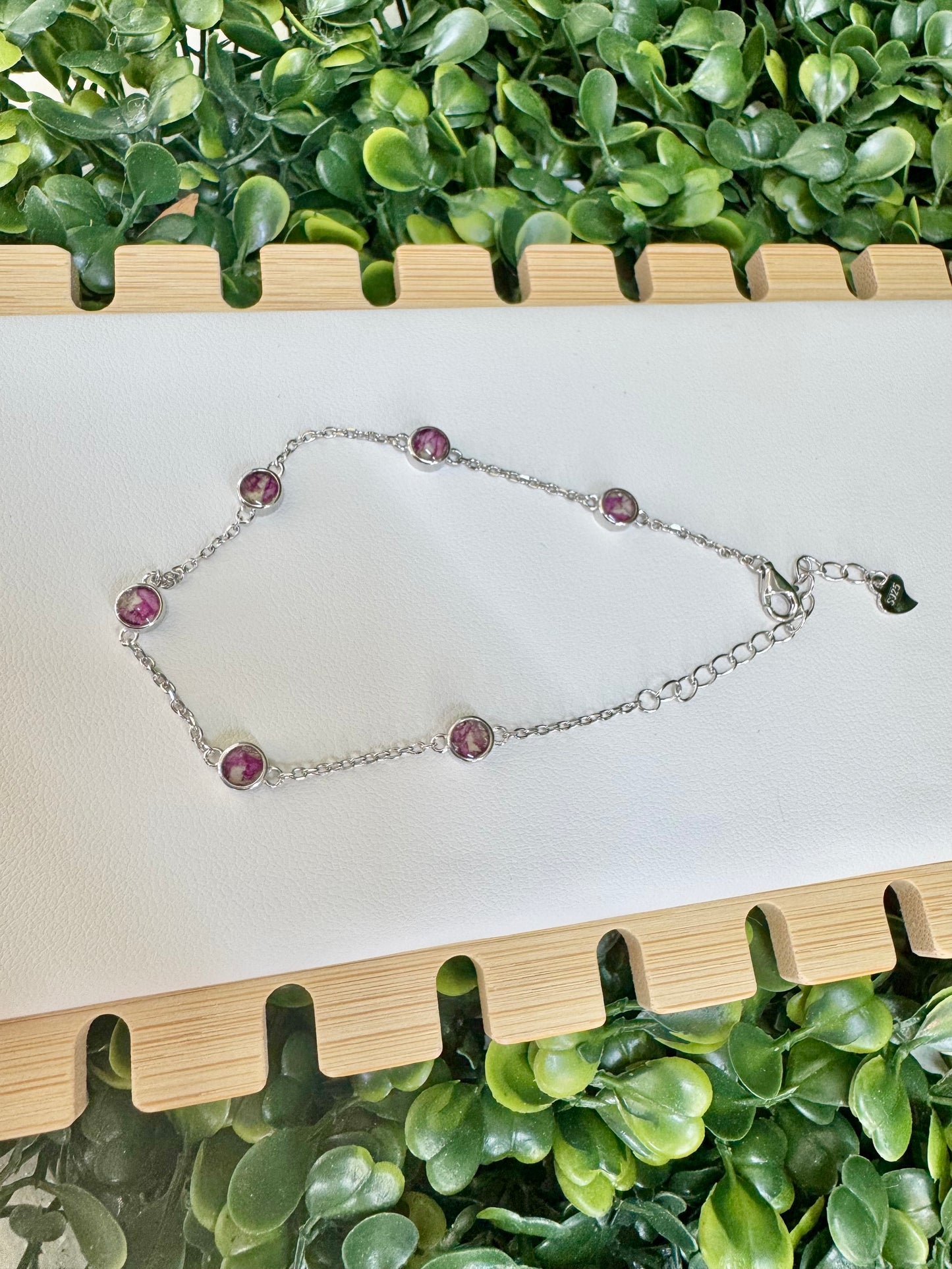 Dainty small circle bracelet